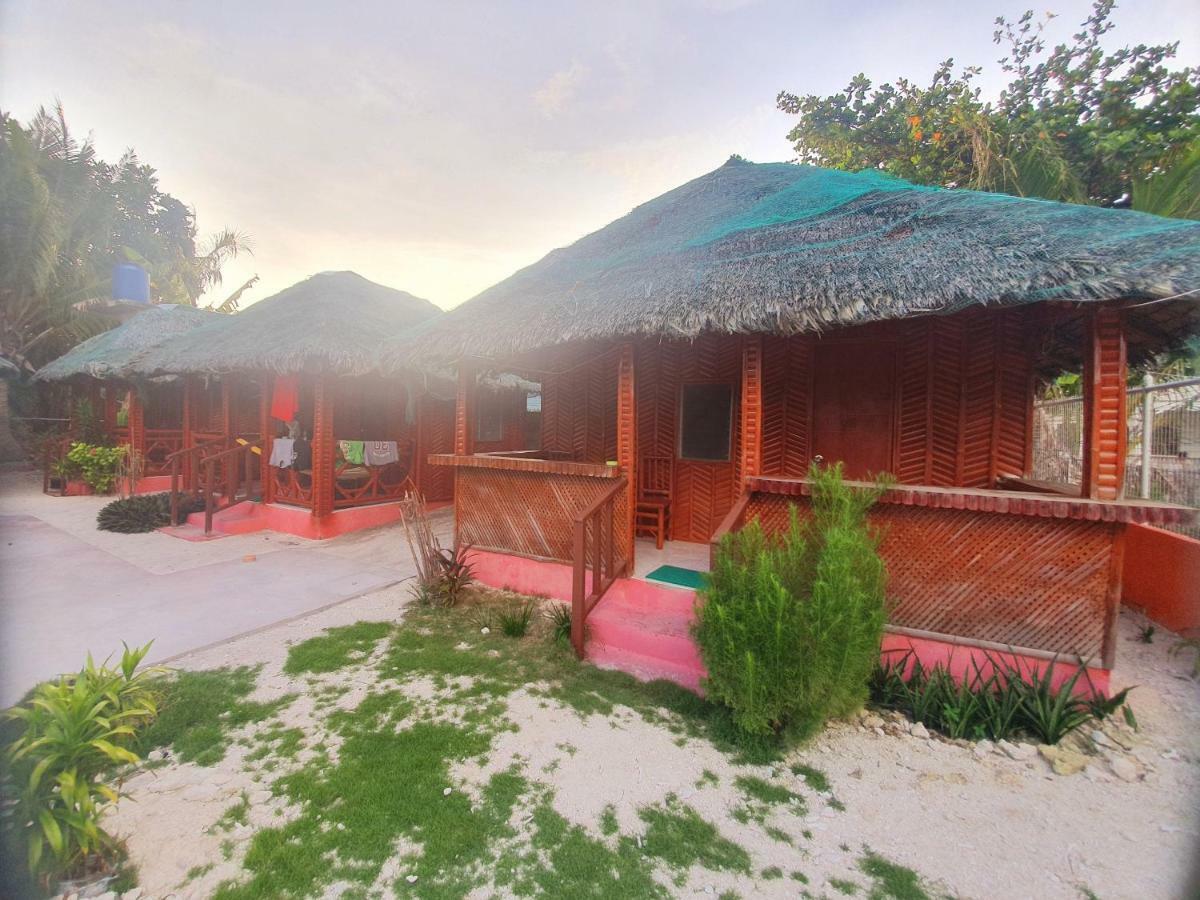 Pareja Tourist Inn لوغون المظهر الخارجي الصورة